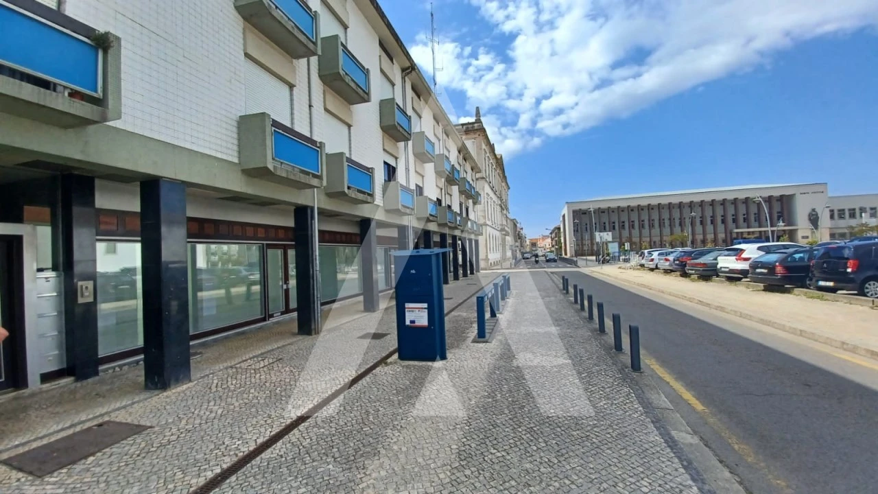 Loja para Arrendamento em Glória e Vera Cruz Foto 8
