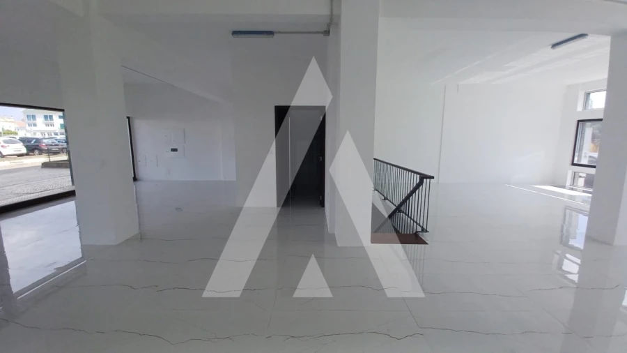 Loja para Arrendamento em Glória e Vera Cruz Foto 2