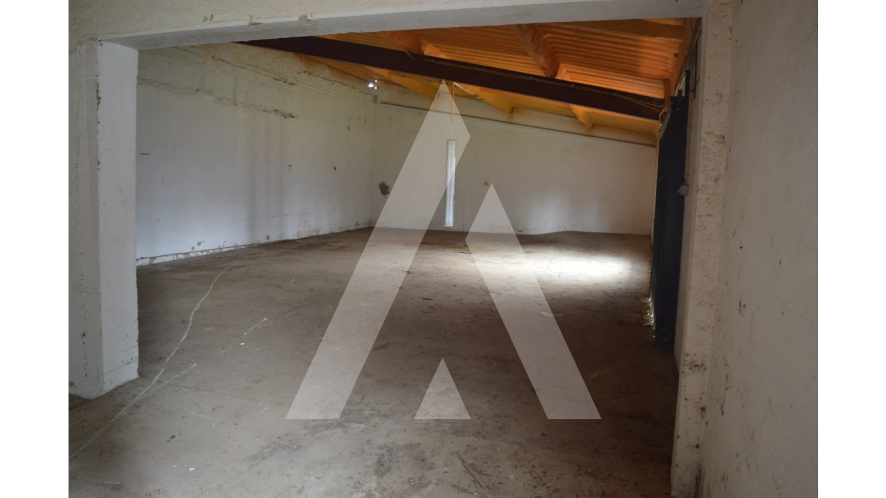 Armazém para Venda em Vilarinho do Bairro Foto 5