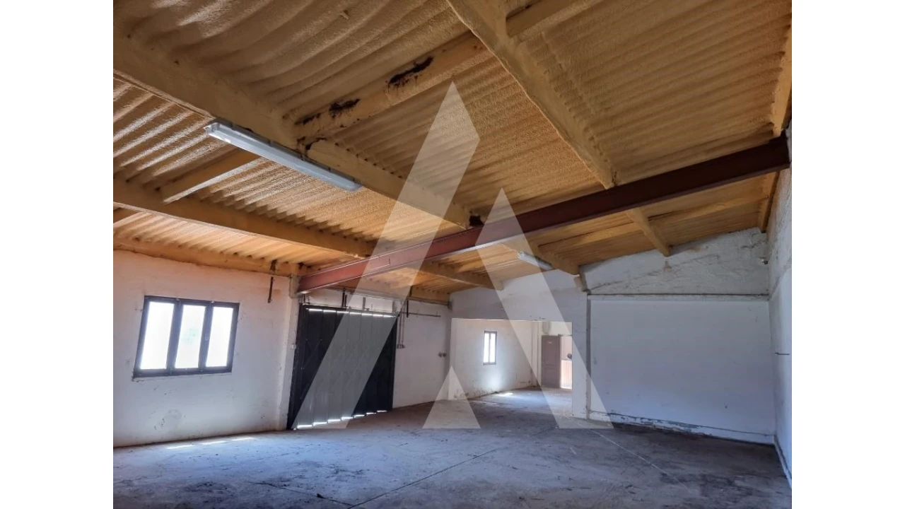 Armazém para Venda em Vilarinho do Bairro Foto 9