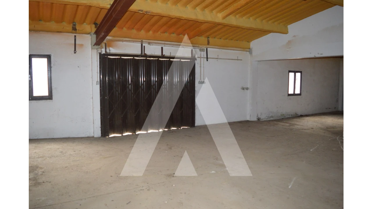 Armazém para Venda em Vilarinho do Bairro Foto 12