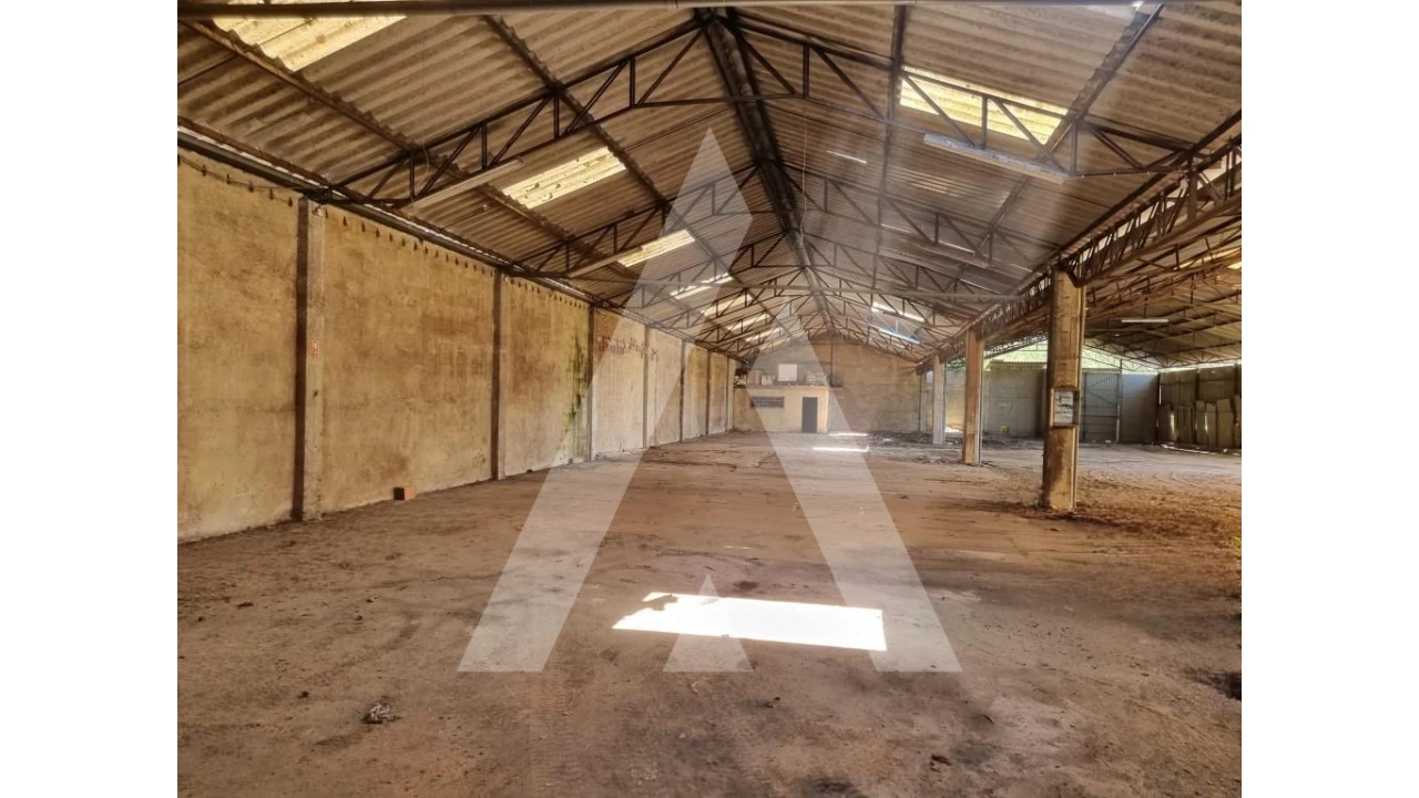 Armazém para Venda em Vilarinho do Bairro Foto 29