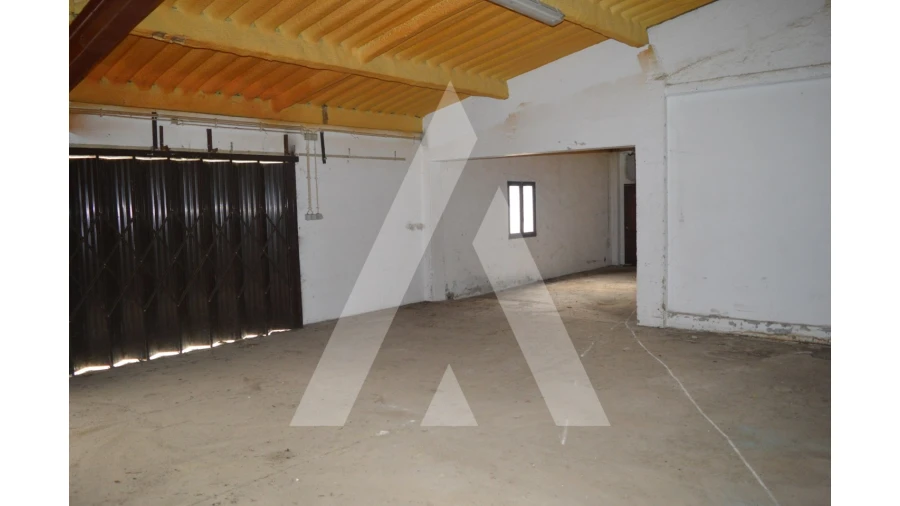 Armazém para Venda em Vilarinho do Bairro Foto 13