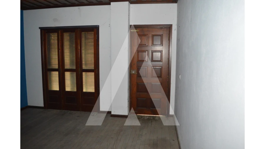 Armazém para Venda em Vilarinho do Bairro Foto 18