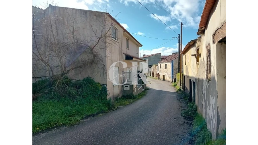 Moradia T3 para Venda em Cernache do Bonjardim, Nesperal e Palhais Foto 2
