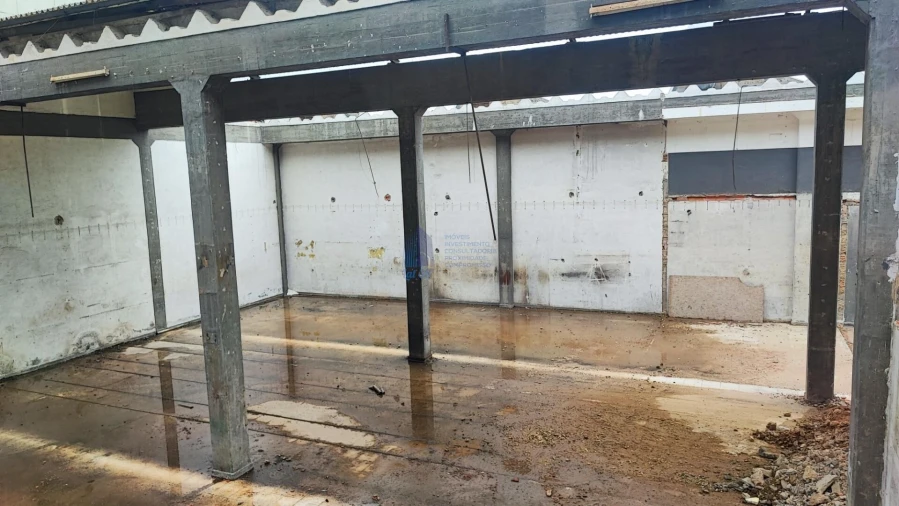 Armazém para Venda em Sacavém e Prior Velho Foto 4