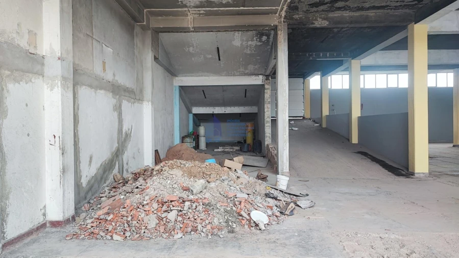 Armazém para Venda em Sacavém e Prior Velho Foto 6