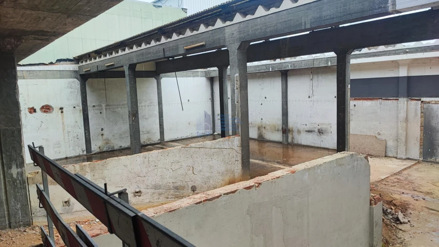 Armazém para Venda em Sacavém e Prior Velho Foto 7