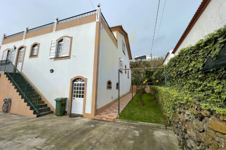 Moradia T4 para Venda em Ribeirinha Foto 37
