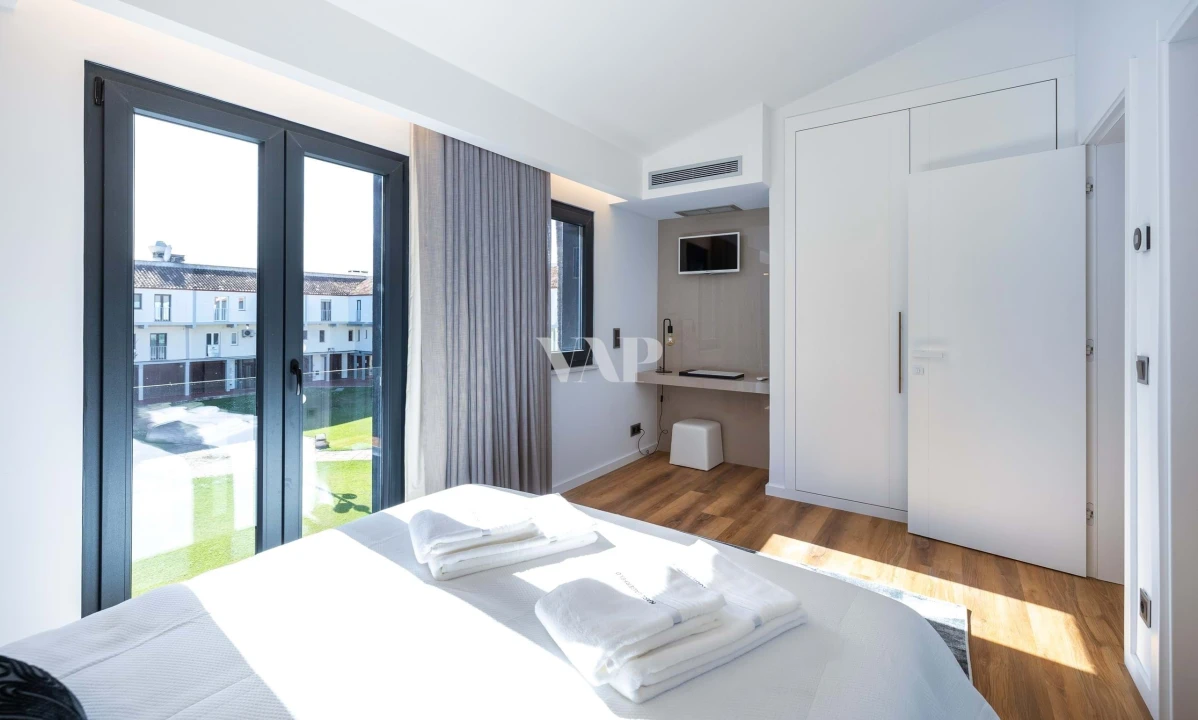 Moradia T3 para Venda em Quarteira Foto 31