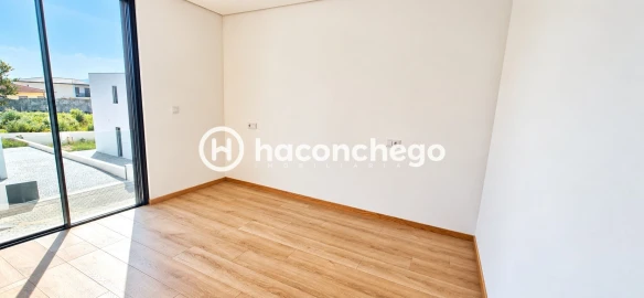 Moradia T2 para Venda em Lijo