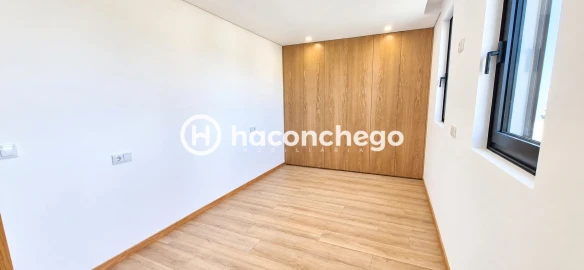 Moradia T2 para Venda em Lijo