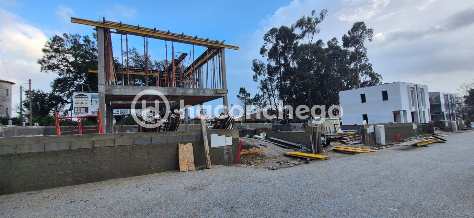 Moradia T2 para Venda em Lijo Foto 27