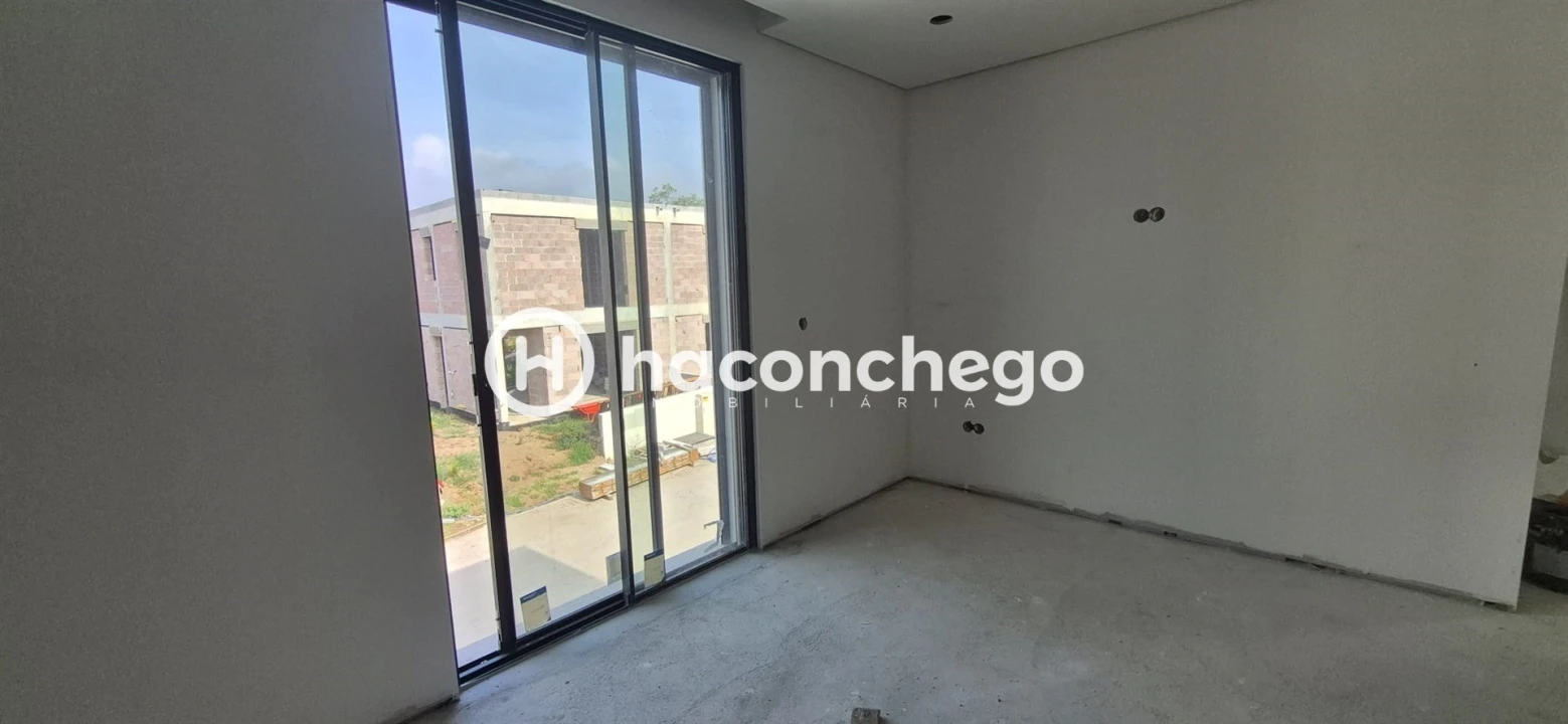 Moradia T2 para Venda em Lijo Foto 18