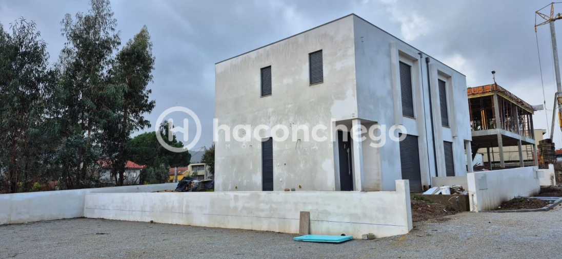 Moradia T2 para Venda em Lijo Foto 45