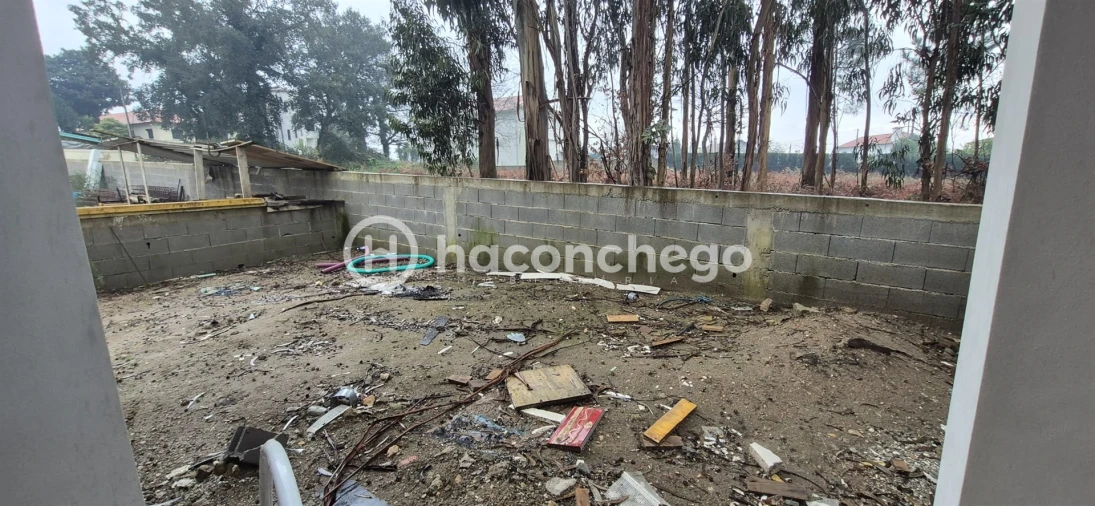 Moradia T2 para Venda em Lijo Foto 35