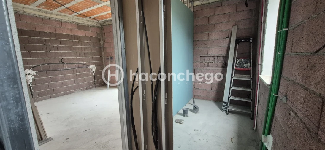 Moradia T2 para Venda em Lijo Foto 38