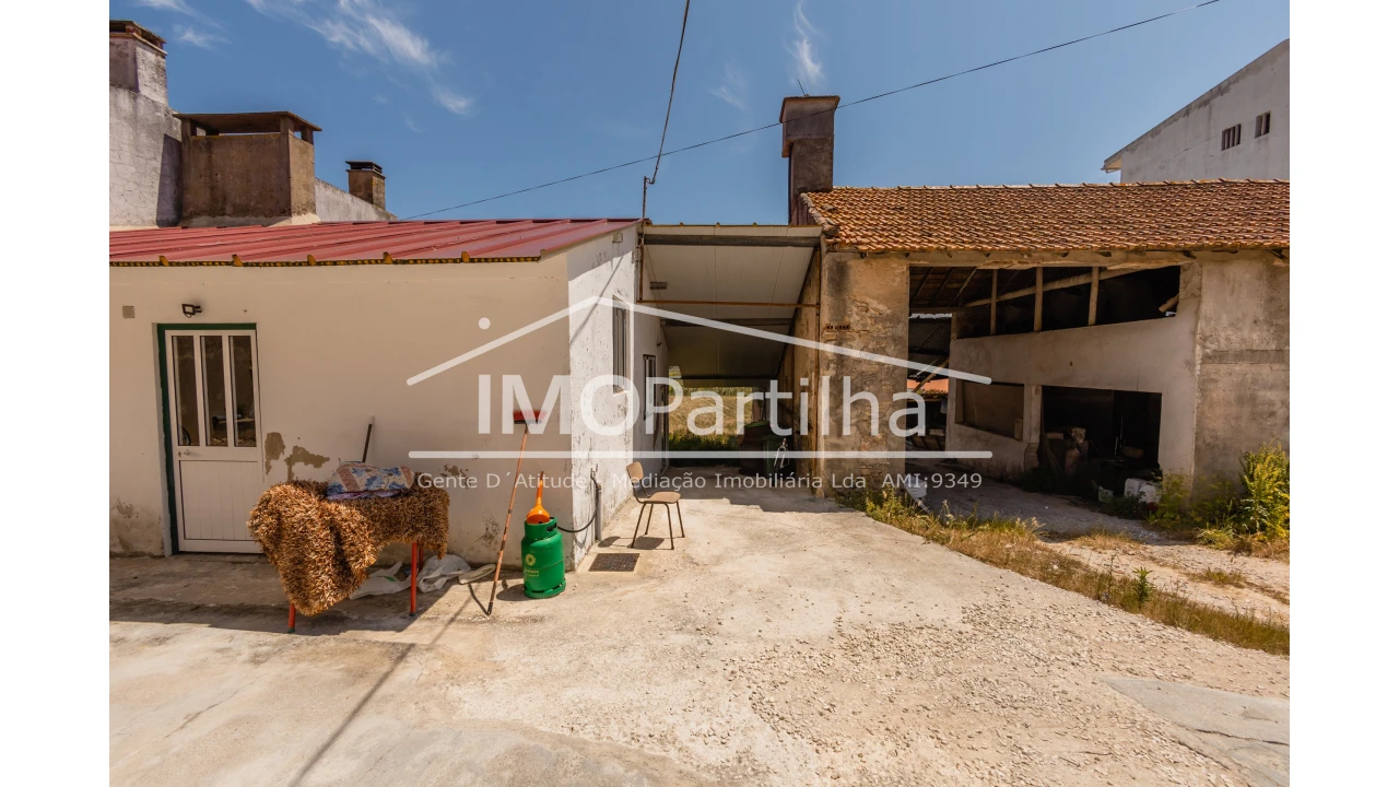 Moradia T3 para Venda em Famalicão Foto 1