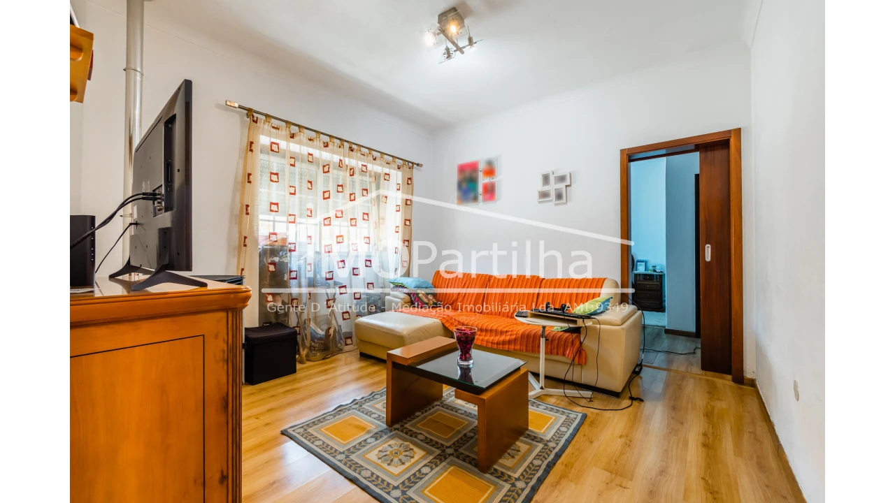 Moradia T3 para Venda em Famalicão Foto 16