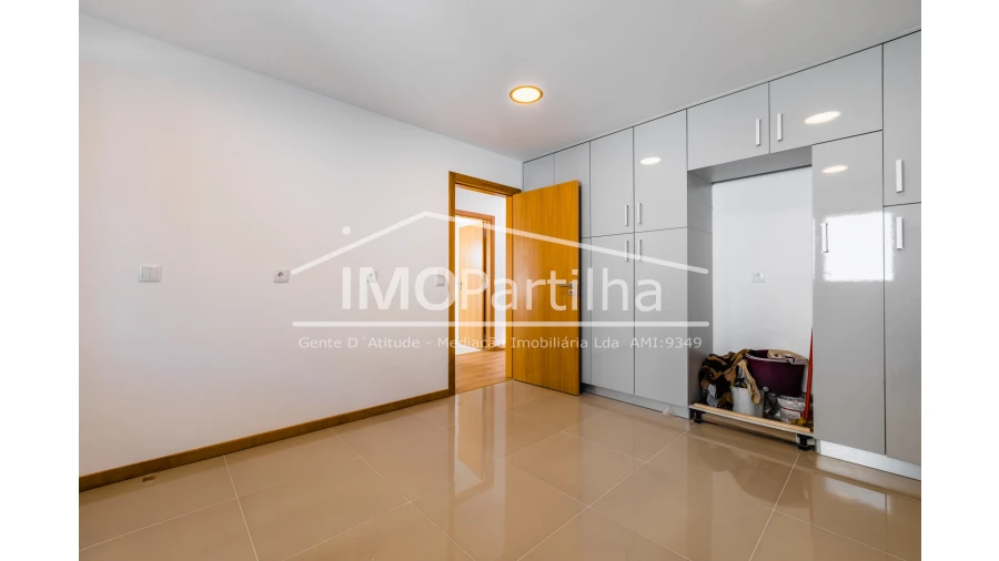 Moradia T3 para Venda em Algueirão-Mem Martins Foto 7