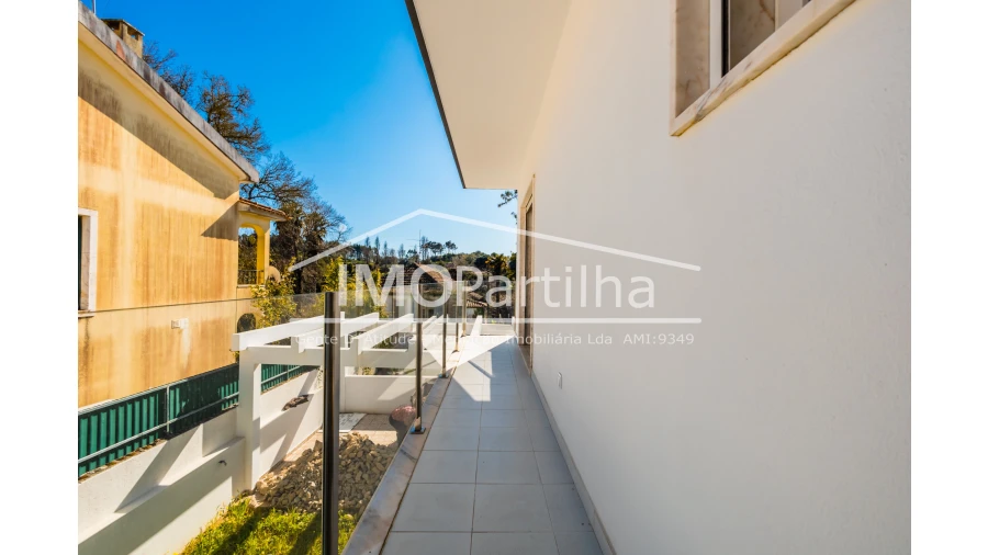 Moradia T3 para Venda em Algueirão-Mem Martins Foto 11