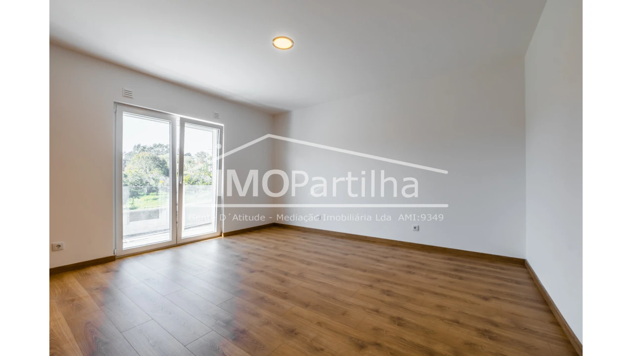 Moradia T3 para Venda em Algueirão-Mem Martins Foto 19