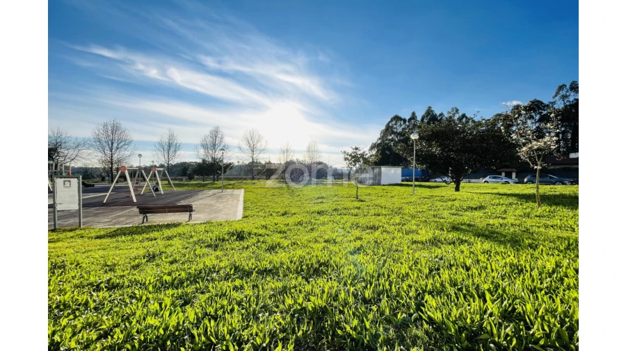 Terreno para Venda em Castêlo da Maia Foto 19