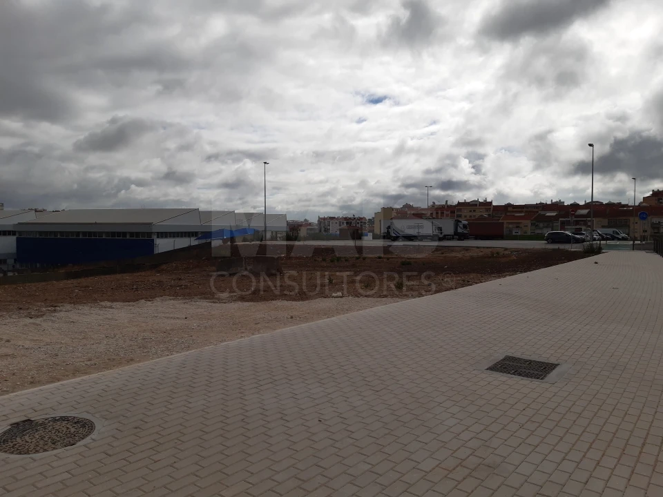 Terreno para Venda em Falagueira-Venda Nova Foto 4