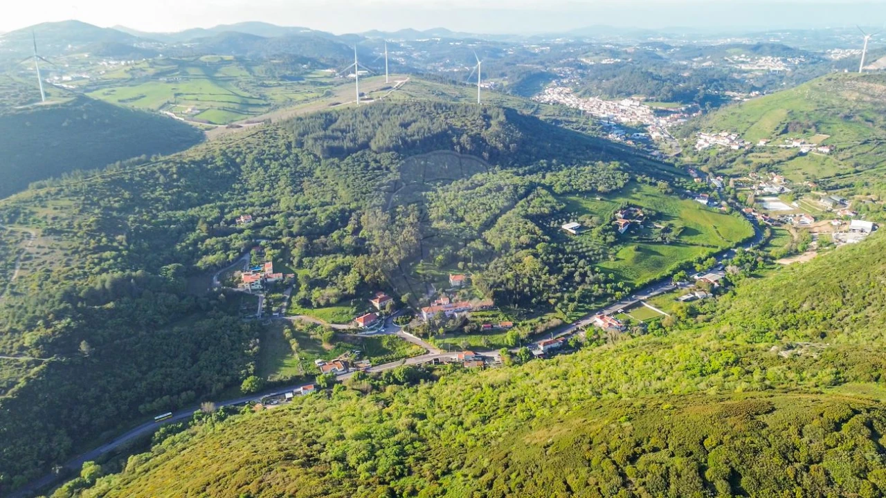 Terreno para Venda em Lousa Foto 16