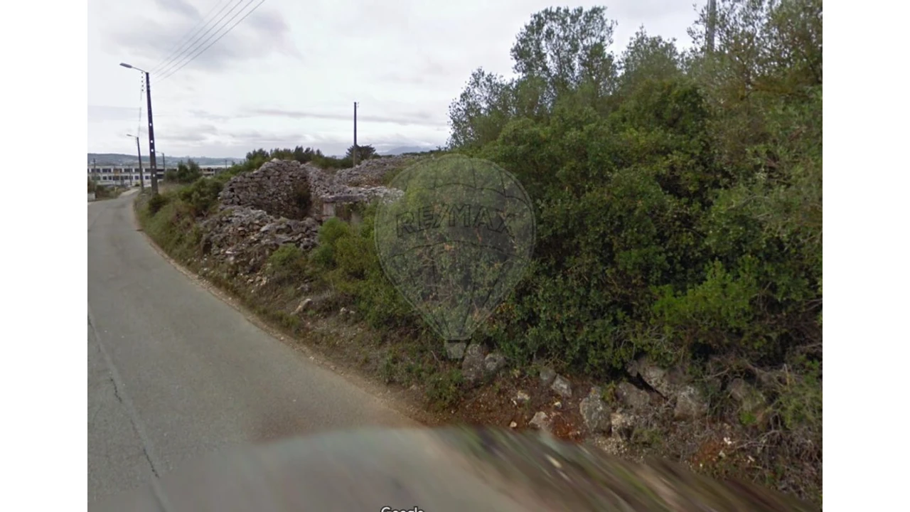 Terreno para Venda em Almargem do Bispo, Pêro Pinheiro e Montelavar Foto 5