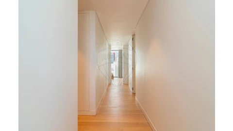 Apartamento T3 para Venda em Parque das Nações
