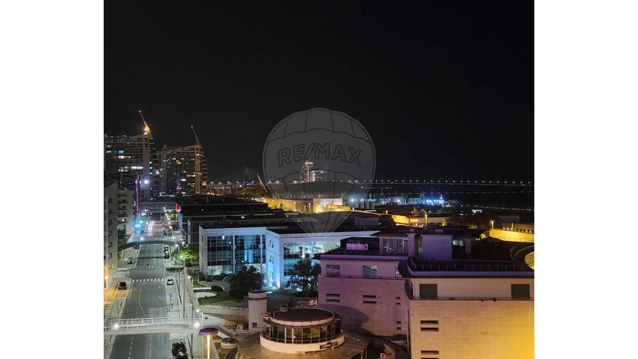 Apartamento T3 para Venda em Parque das Nações Foto 33