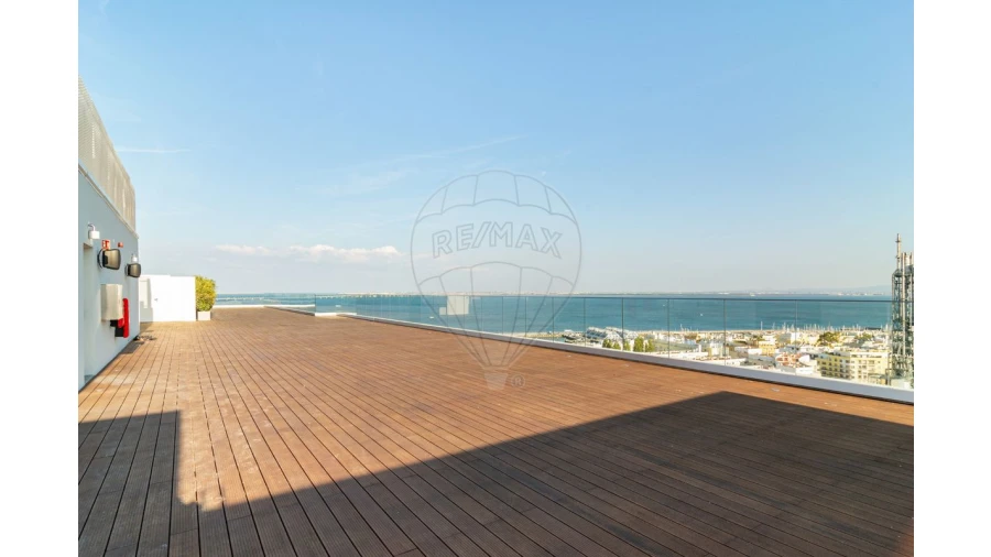 Apartamento T3 para Venda em Parque das Nações Foto 18