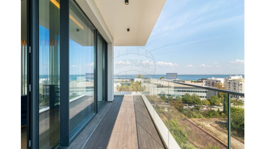 Apartamento T3 para Venda em Parque das Nações Foto 45