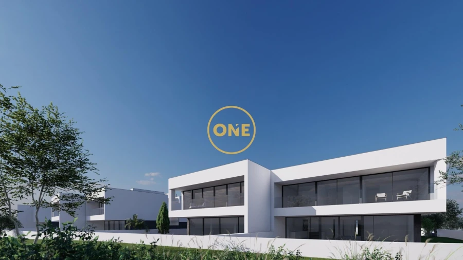 Moradia T4 para Venda em Lagos (São Sebastião e Santa Maria) Foto 16