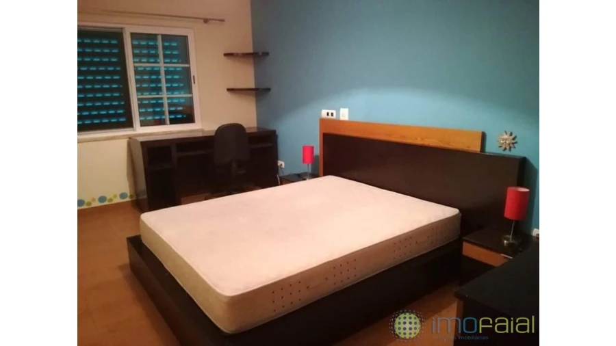 Moradia T3 para Venda em Pedro Miguel Foto 12