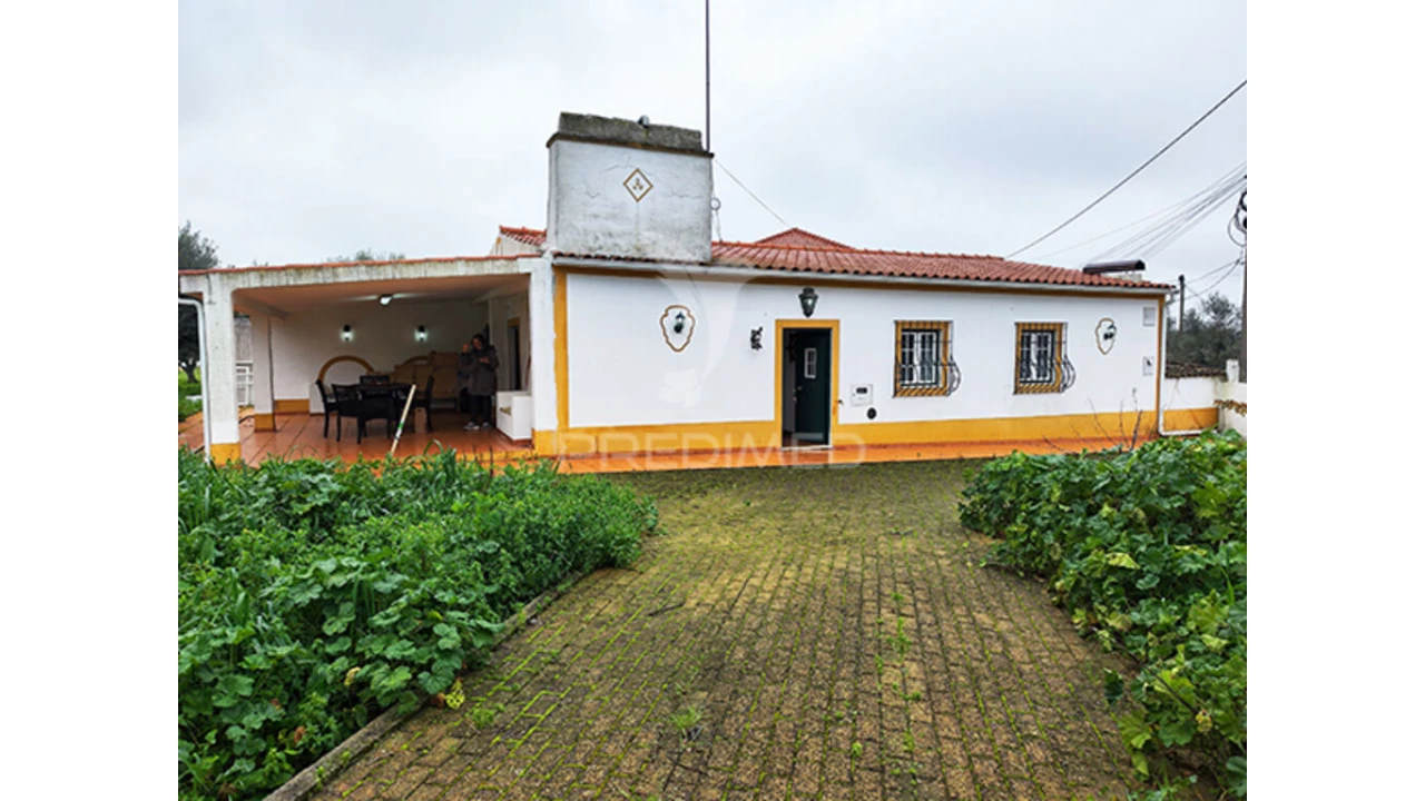 Quinta T2 para Venda em Alcórrego e Maranhão Foto 1