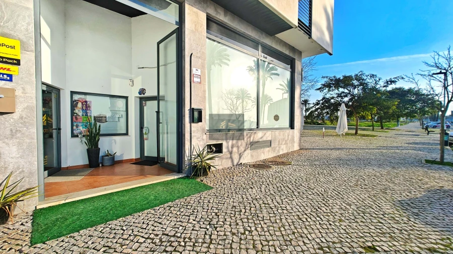 Negócio para Trespasse em Pinhal Novo Foto 2