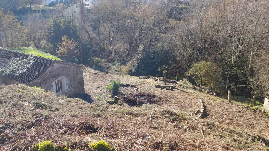 Moradia T1 para Venda em Gondarem Foto 7