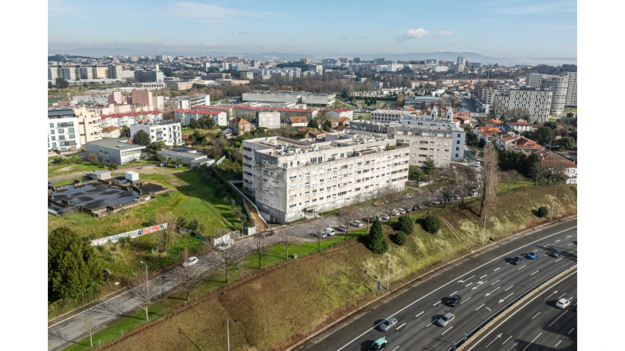 Apartamento T3 para Venda em Paranhos Foto 5