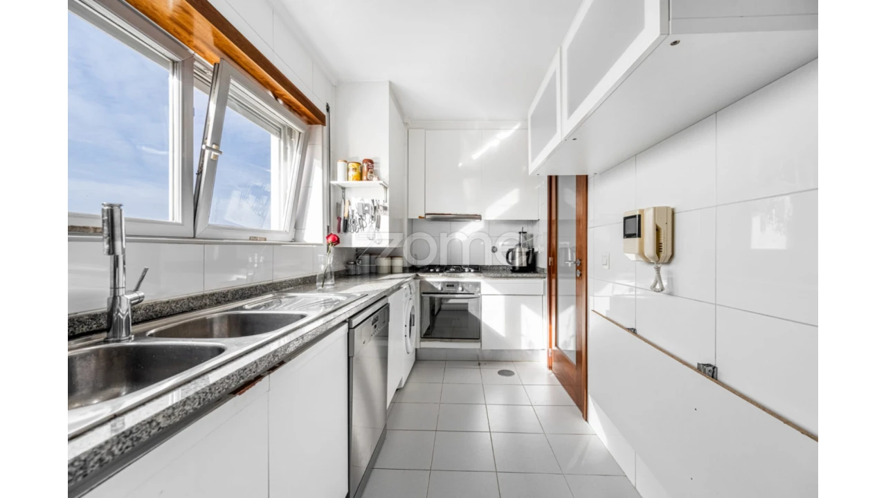 Apartamento T3 para Venda em Paranhos Foto 13