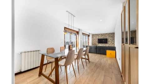 Apartamento T3 para Venda em Paranhos
