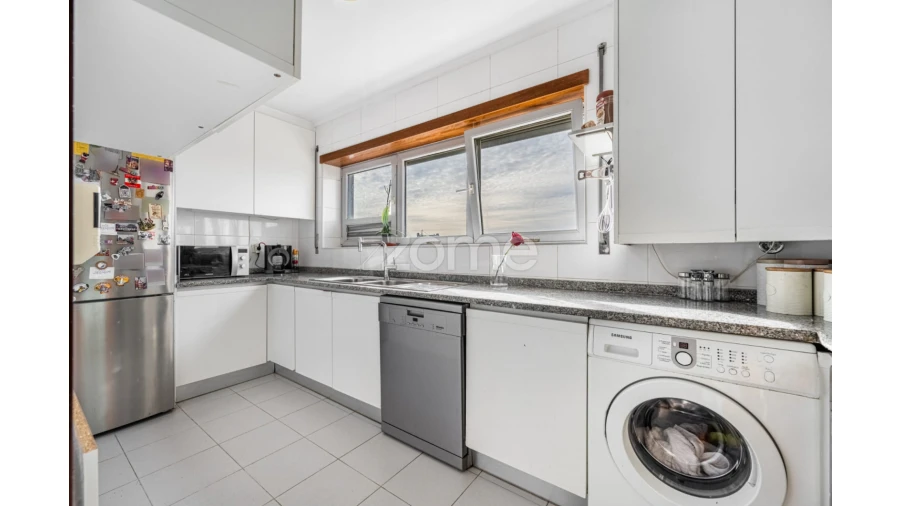 Apartamento T3 para Venda em Paranhos Foto 15