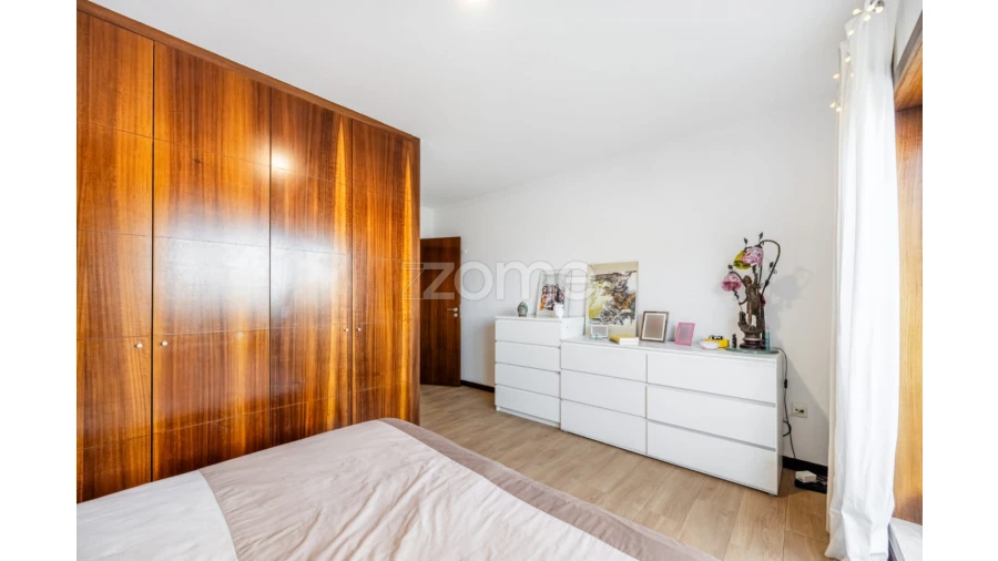 Apartamento T3 para Venda em Paranhos Foto 30