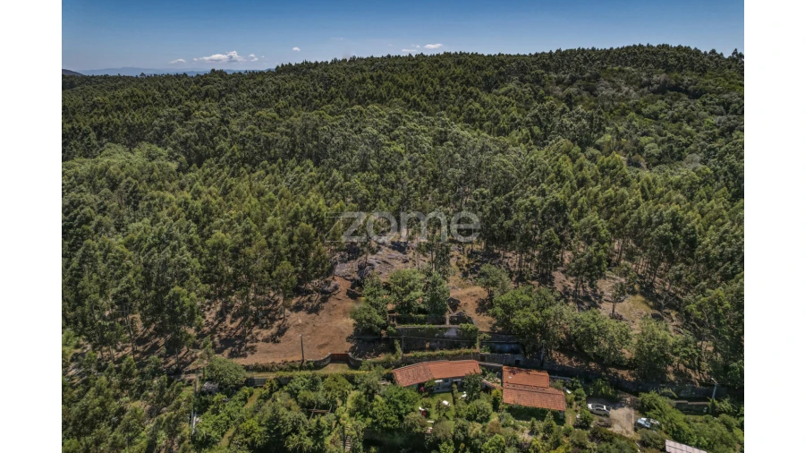 Moradia T8 para Venda em Areosa Foto 8