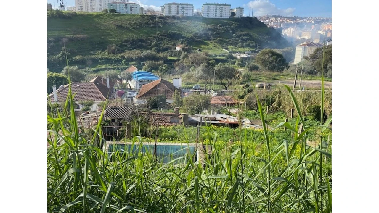 Moradia T6 para Venda em Odivelas Foto 14