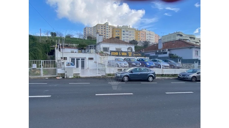 Moradia T6 para Venda em Odivelas