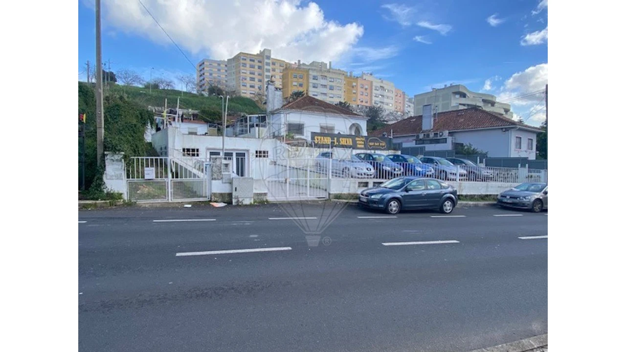 Moradia T6 para Venda em Odivelas Foto 5