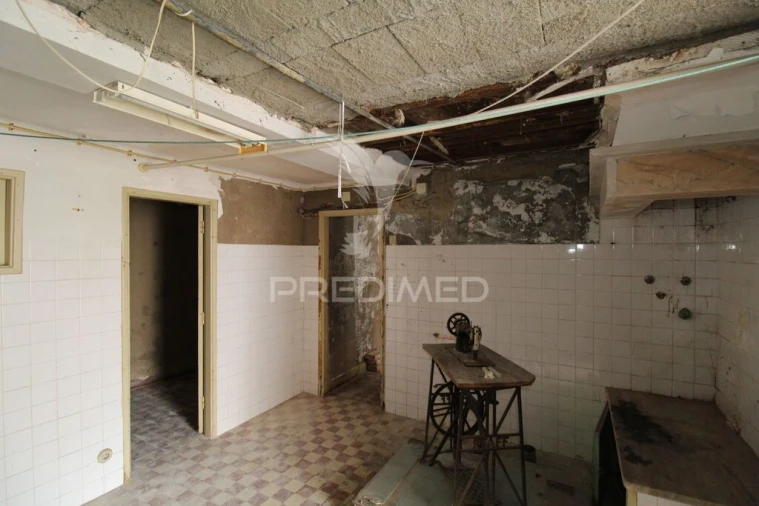 Moradia T9 para Venda em Sines Foto 17