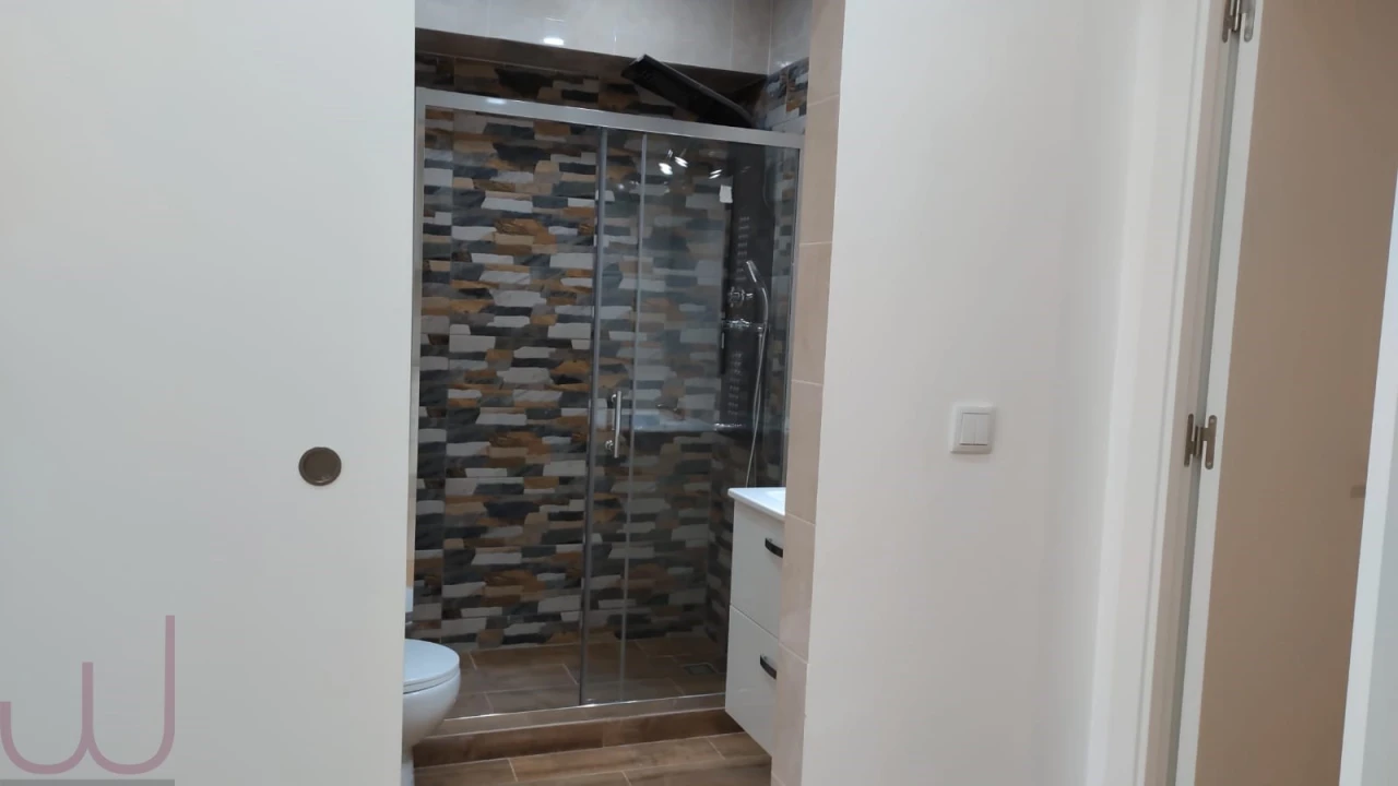 Apartamento T2 para Venda em Algueirão-Mem Martins Foto 2